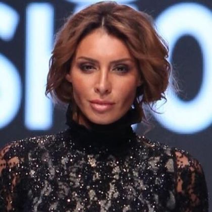 Черната Златка дава уроци на млади кифли