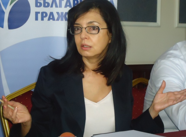 В парламента: 68 гласа стигат за избора на Кунева
