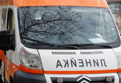 Черна неделя! Петима са в болница след тежка катастрофа на Подбалканския път