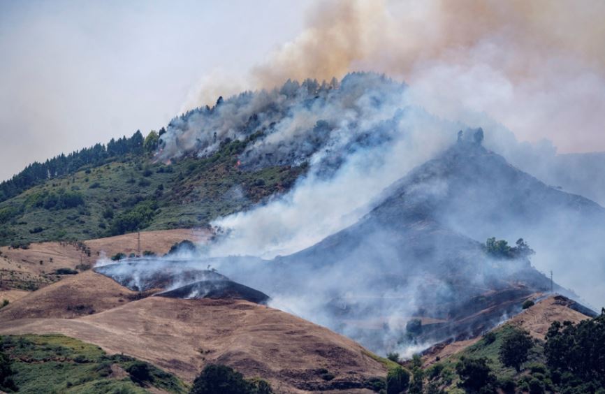 Пожар на остров Гран Канария, хиляди са евакуирани