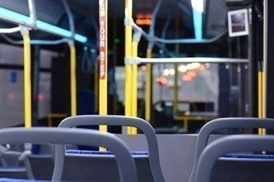 Джип се блъсна в автобус в Белград, двама са загинали