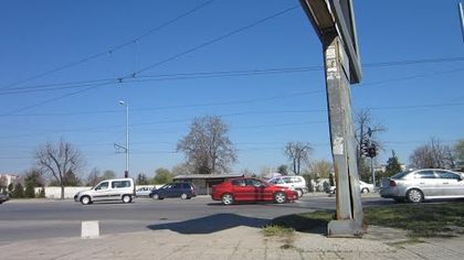 Жена паркирала колата си на "Цариградско шосе" в Пловдив остана без гуми и джанти