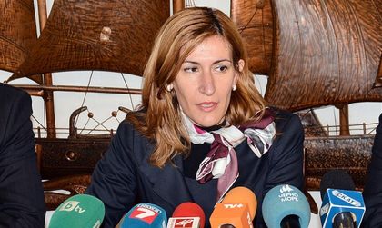 Ангелкова: Правим рекламен клип на България със звездите на Боливуд