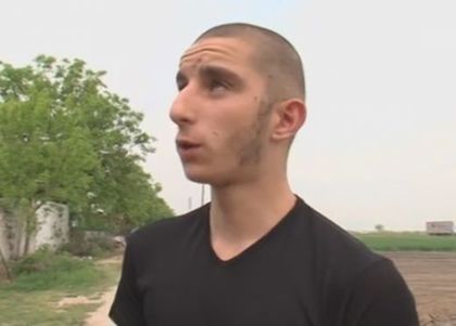 На косъм от смъртта: 16-годишен спасил шофьора на камиона, който се заби в бензиностанция