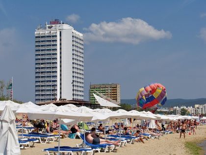 Жена се удави в Слънчев бряг, 11-годишно дете също потъна в морето!