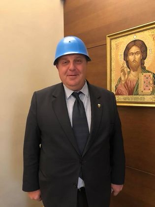 Кеворкян: Излиза, че трима министри са по-важни от драмата на 17 семейства, потопени в кръв