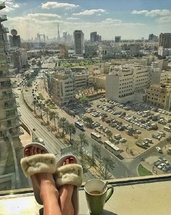 Цвети Стоянова с нова снимка от Дубай, показа, че не я е страх от височини