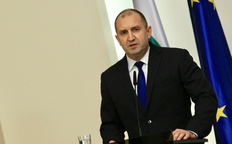 Румен Радев наложи вето върху даренията за партиите