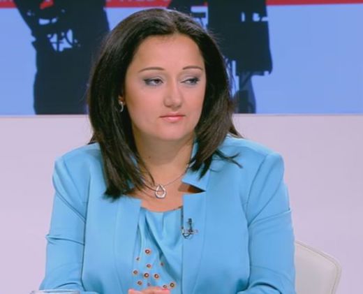 Лиляна Павлова: Няма бедстващи и аварирарили автомобили по пътищата