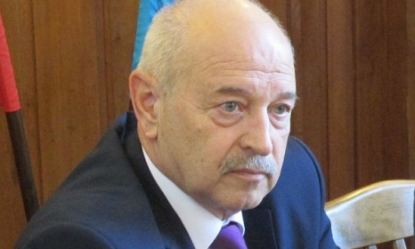 Георги Маринов сяда на стола на Александър Държиков