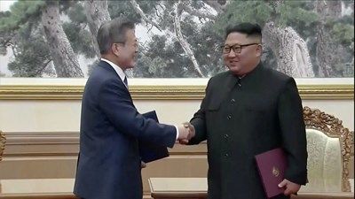 Лидерите на Северна и Южна Корея подписаха историческо споразумение (Снимки)