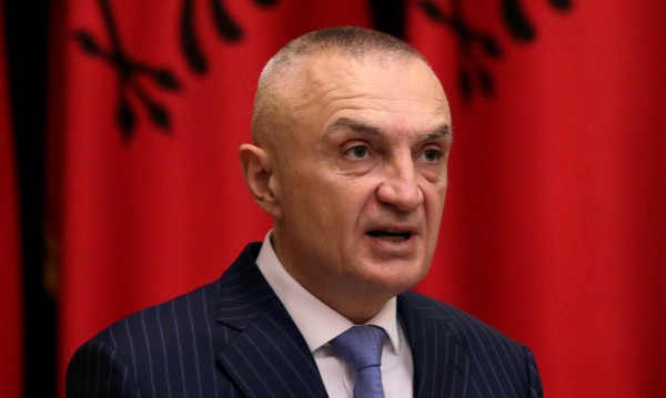 От Тирана: Ще има апокалиптичен земен трус на Балканите
