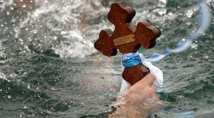 А ние продължаваме да скачаме в ледените води…