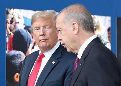 Ердоган разговаря по телефона с Тръмп за Сирия