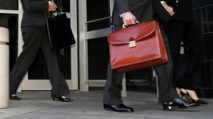 Поне 150 българи и фирми с офшорни регистрации