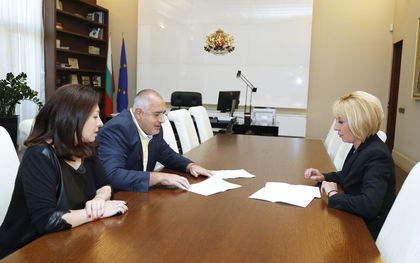 Борисов подкрепи Мая Манолова за борбата с модерното робство и ограничаване правомощията на ЧСИ (СНИМКИ)