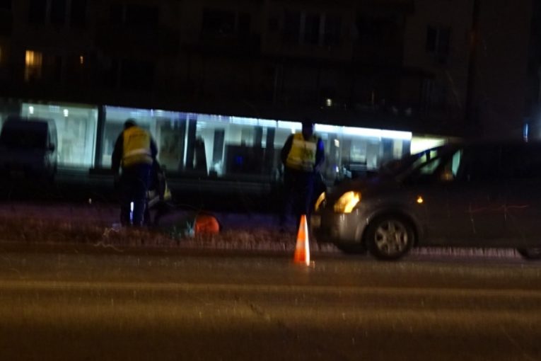 Фатален инцидент в Благоевград! Автомобил помете жена, загина на място