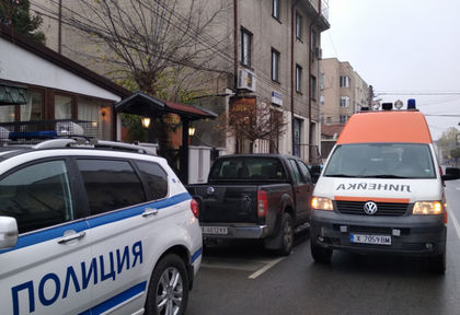 Първа версия: Известният бизнесмен сам сложил примката на врата си, която провесил на... (СНИМКИ)