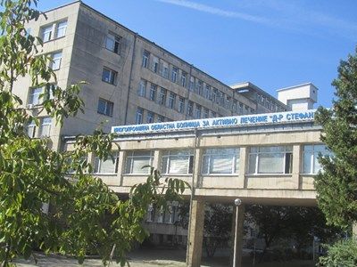 Дядо Марин - бит, ограбен и заключен, е в реанимацията във Велико Търново
