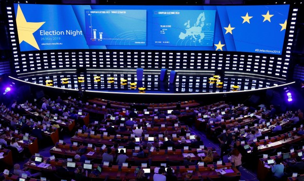 Проевропейските партии спечелиха мнозинство в Европарламента