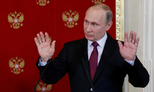 "Файненшъл таймс": Борба в Кремъл за приемник на Путин