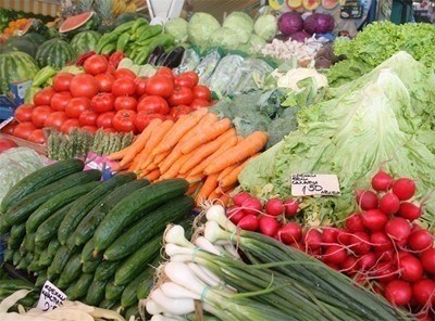 Данъчни провериха зеленчуковата борса в Кърналово