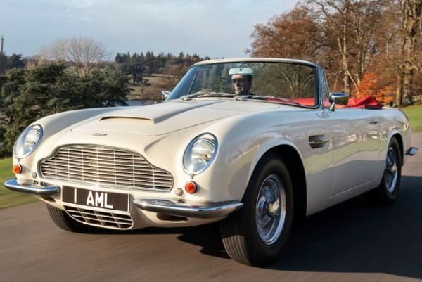 Най-елегантният електрически автомобил в света Aston Martin превърна модела DB6 Volante от 1970 г. в такъв на ток, без никакви конструкторски промени