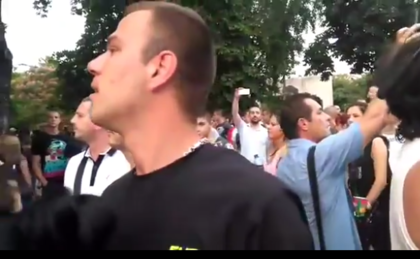 Трима роми го отнесоха в Асеновград (СНИМКИ И ВИДЕО)