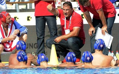 СНИМКА: 11 хиляди на водна топка в Белградска арена