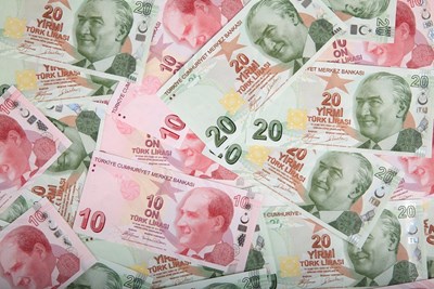 Турският финансов министър: Изготвили сме план за спряване с кризата с лирата
