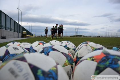 18-годишен в Ботев, двама в Добруджа
