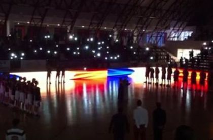 Така почетоха жертвите в Букурещ на дерби (ВИДЕО)