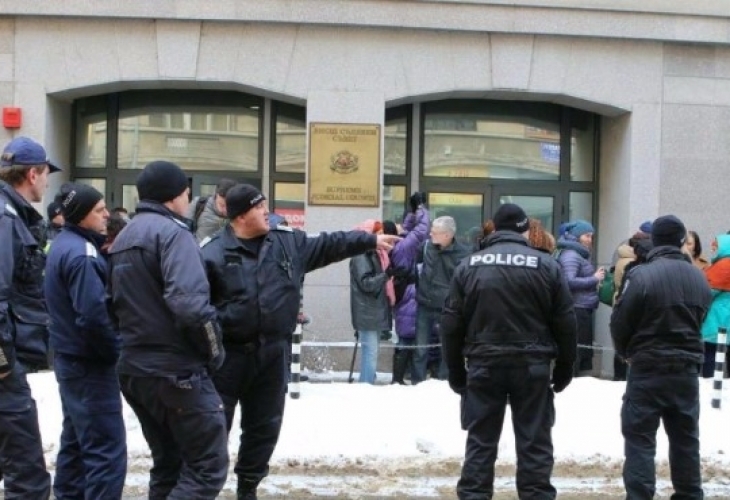 Политици на протеста пред ВСС, съдиите малцинство