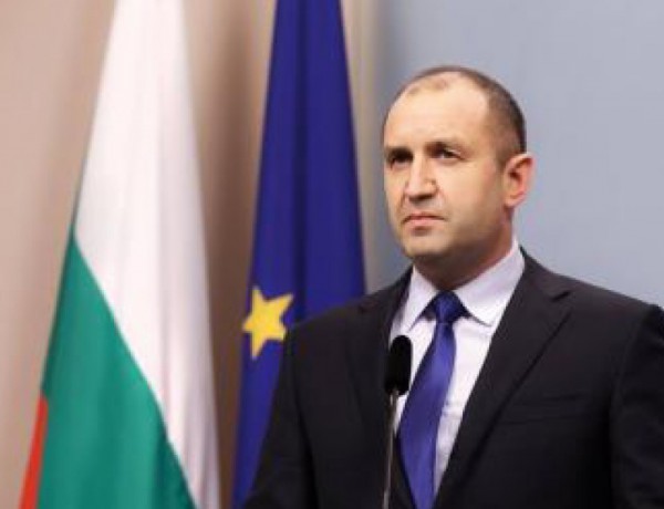 Президентът: Нека има светлина в душите ни