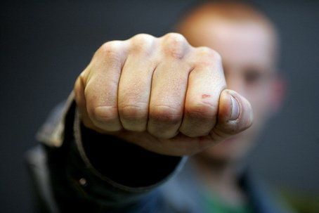 Докога?! 48-годишен мъж бере душа след побой