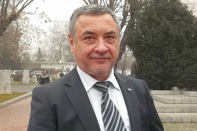 Валери Симеонов: 50 лв. глоба и 3 месеца без помощи, ако не гласуваш