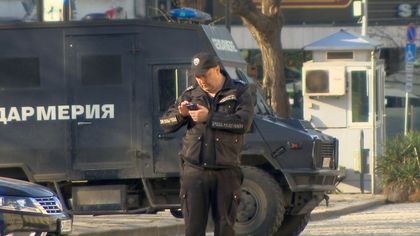 Жандармерия пази депутатите след атаката с горелка