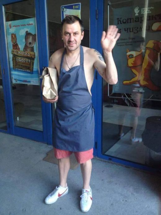 Гъмов само по престилка