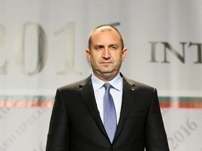 Радев изпрати съболезнования на Тръмп заради атаката в Питсбърг