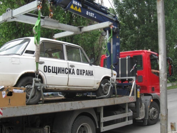 Хранят „Общинска охрана“ с кетъринг