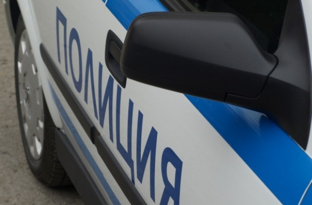 Задържаха 77-годишен неправоспособен водач