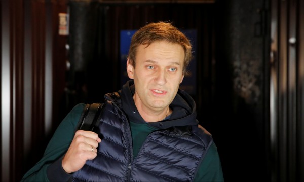 Забраниха на опозиционера Навални да напуска Русия