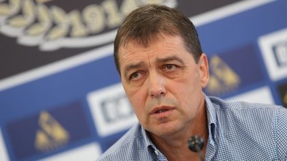 Хубчев говори пред медиите в понеделник