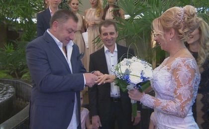 Гибона се венча за бивша гимнастичка