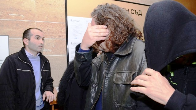 Прокуратурата отново настоява за арест на таксиджиите с данъчни измами