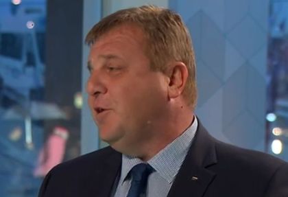 Бесен скандал! Патриоти и ДОСТ се хванаха за гушите, обвиниха Хекимян в манипулация