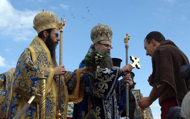 Пловдивската митрополия записва смелчаците за Богоявленския кръст