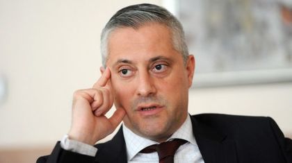 Лукарски: Различните браншове с различни ставки за данък „уикенд”