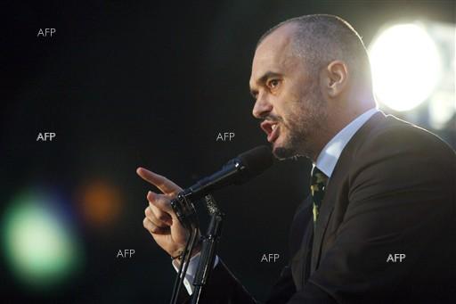 „Алсат-М“ (Македония): Албанският премиер лобира за интеграцията на Косово в НАТО