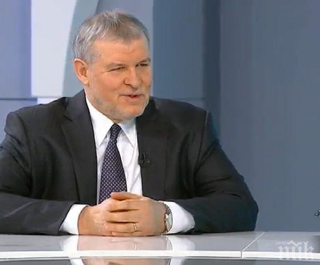 Лидерът на СДС си прави устата за пресрочни избори